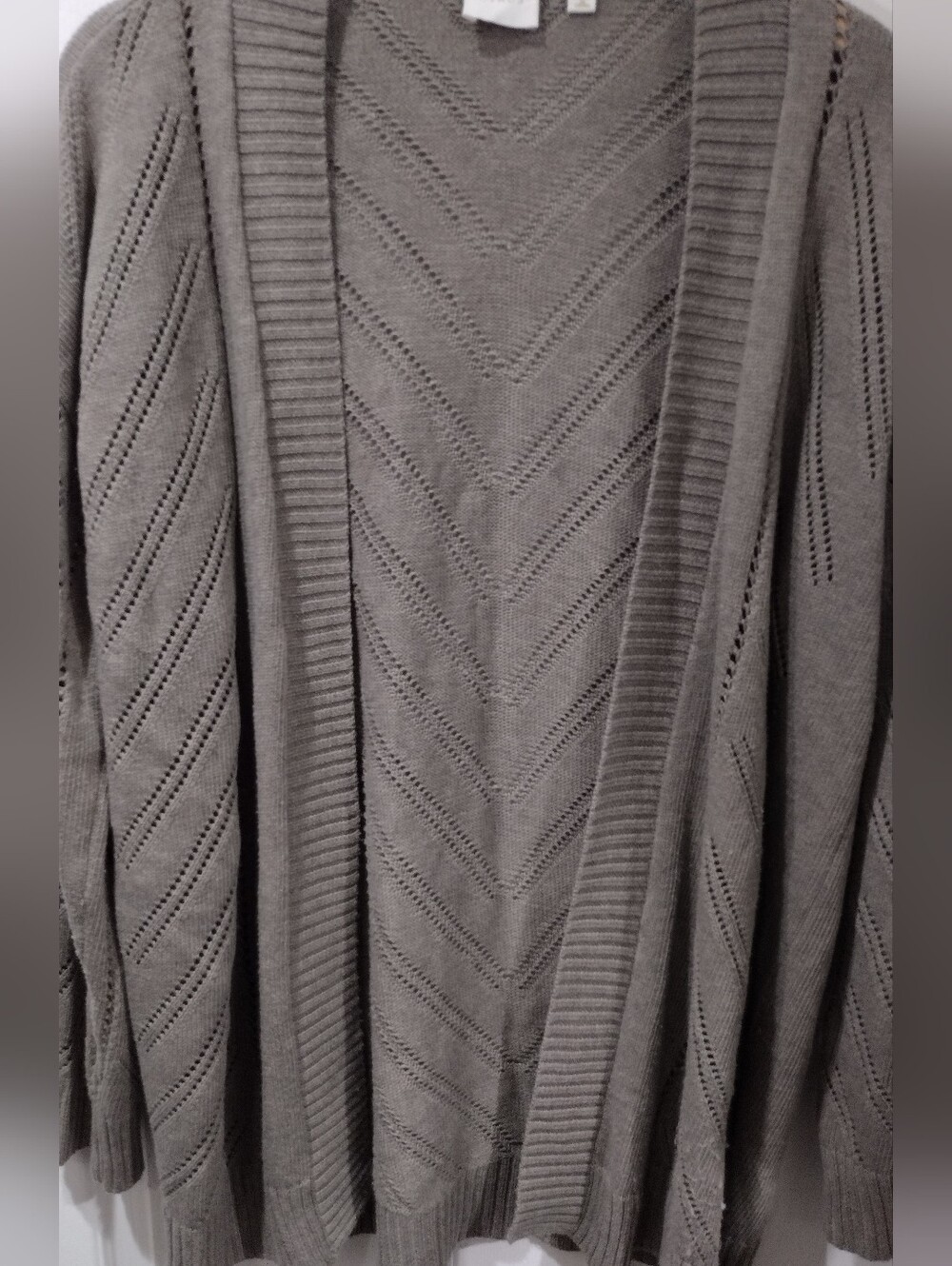 Cyrus Chevron-Pattern Knit Pullover in Grey - Picture 4 of 4